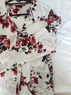 Zachte vintage blouse met rode bloemen | S