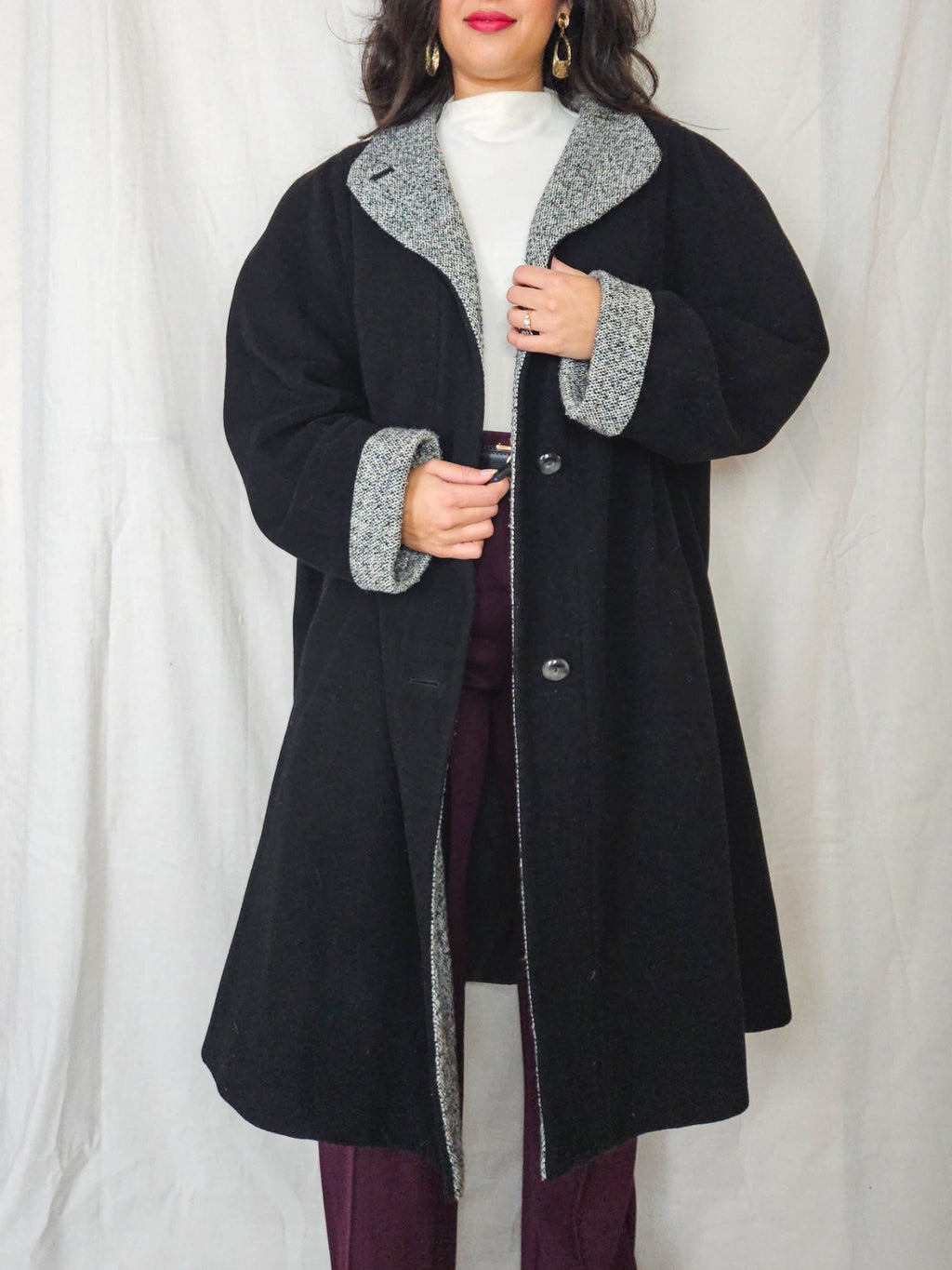 Juno - zwarte wollen mantel | 4XL