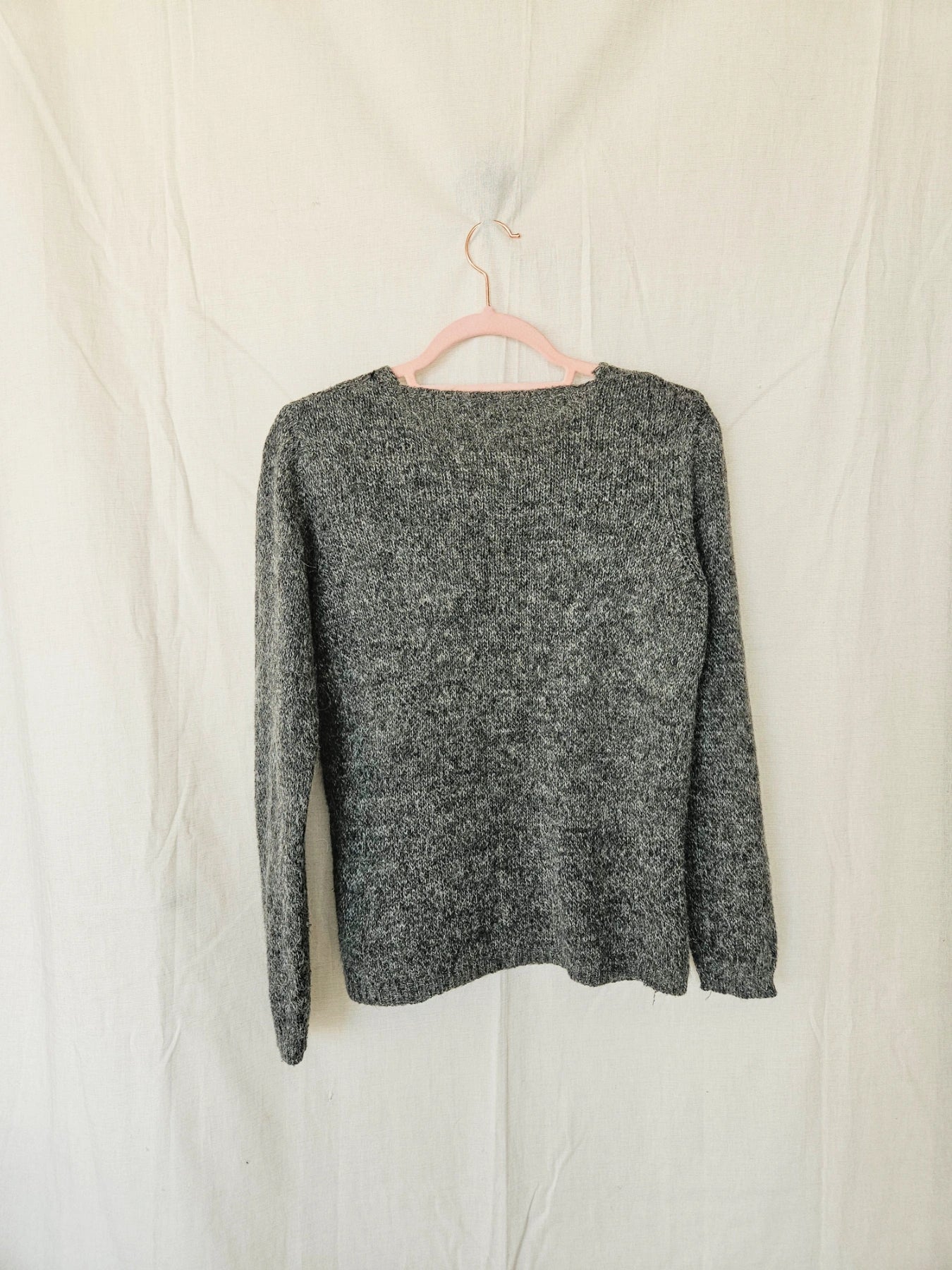 Esmé - V-hals vintage trui, wol & mohair | S