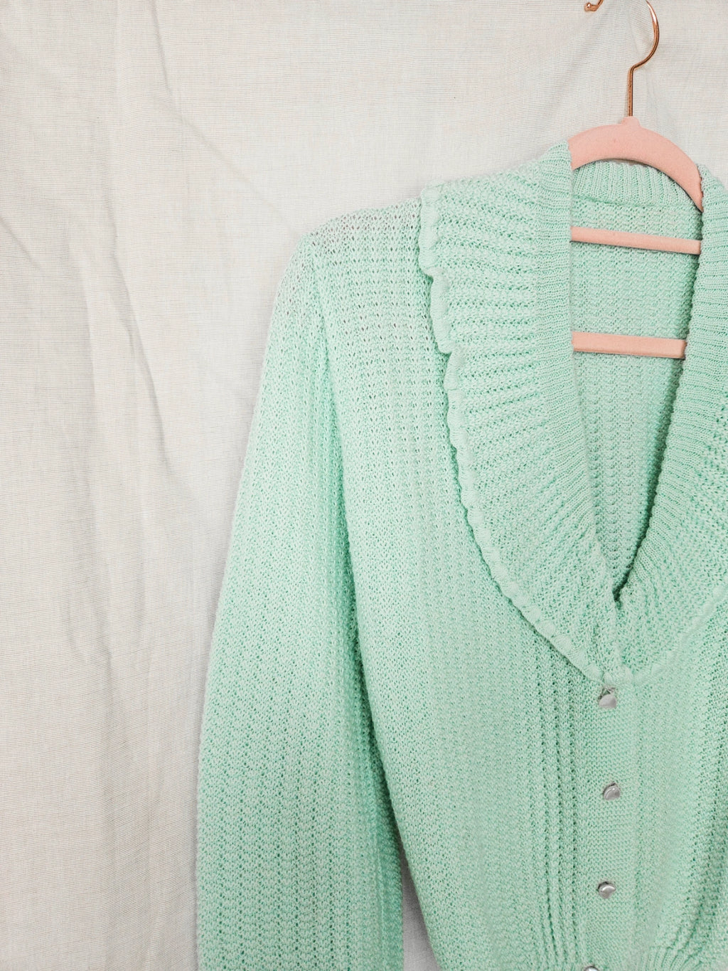 Isa - knitted vintage cardigan, wool blend | M