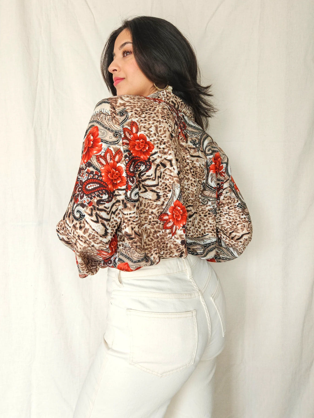 Alia - vintage blouse with roses | L