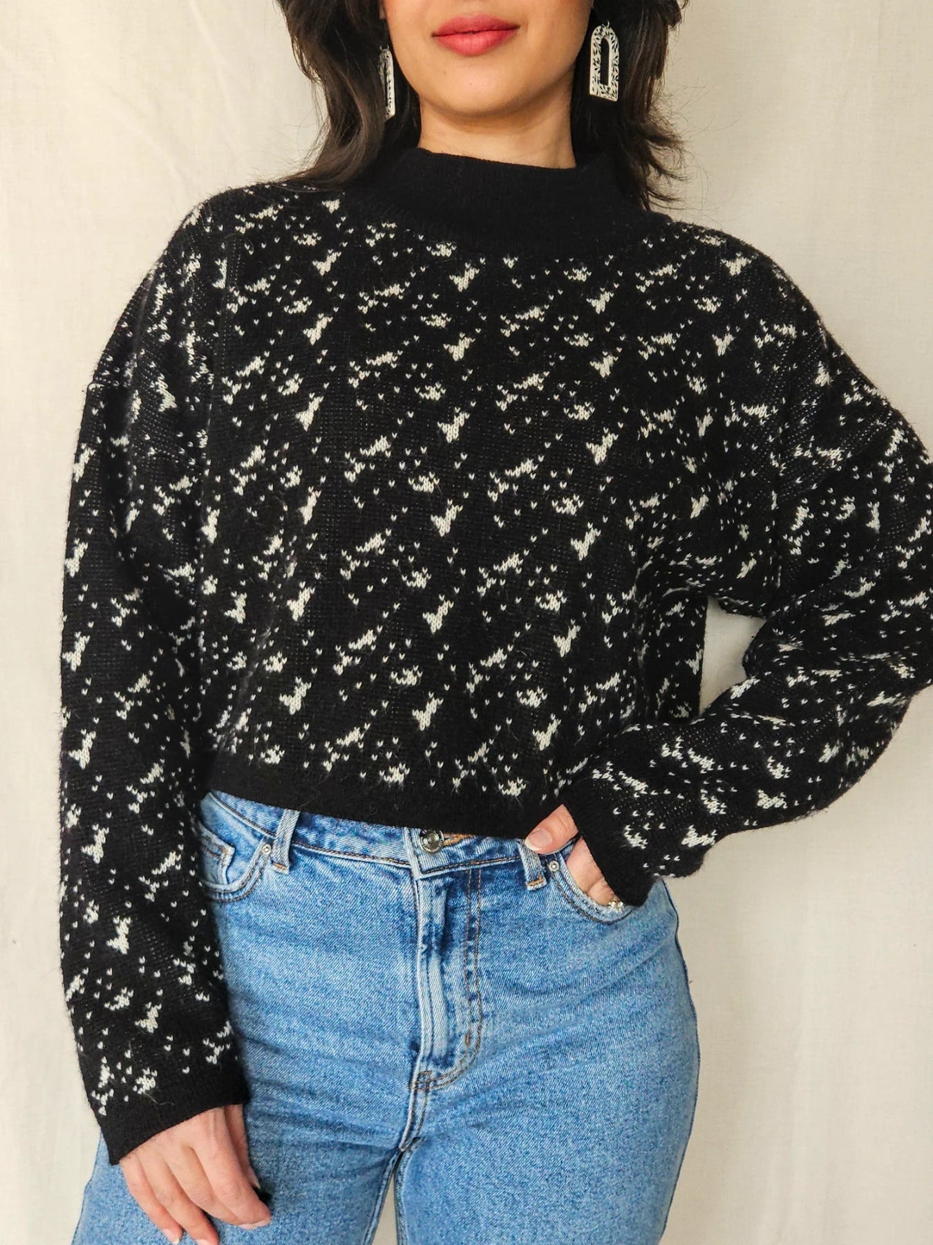 Elske - cropped zwarte vintage trui met col | M