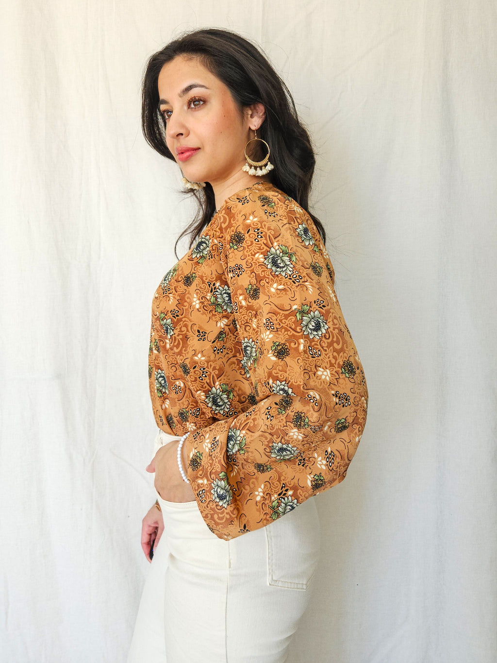 Bo - brown vintage blouse with floral print | S