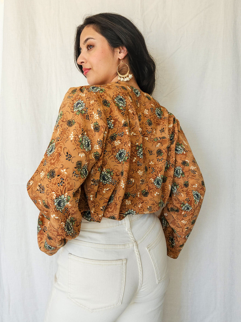 Bo - brown vintage blouse with floral print | S