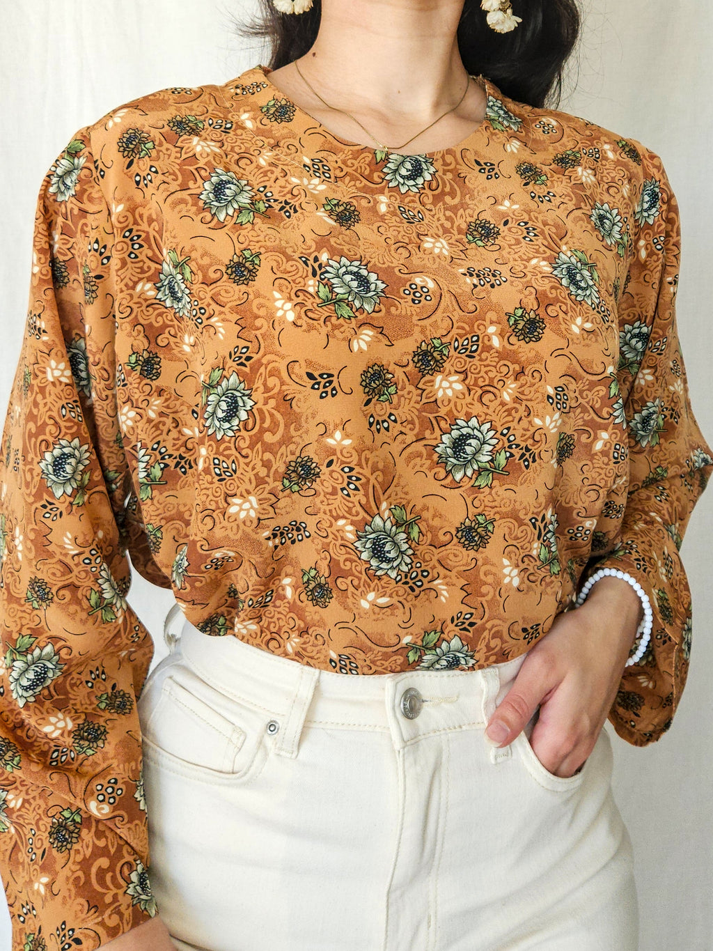 Bo - brown vintage blouse with floral print | S