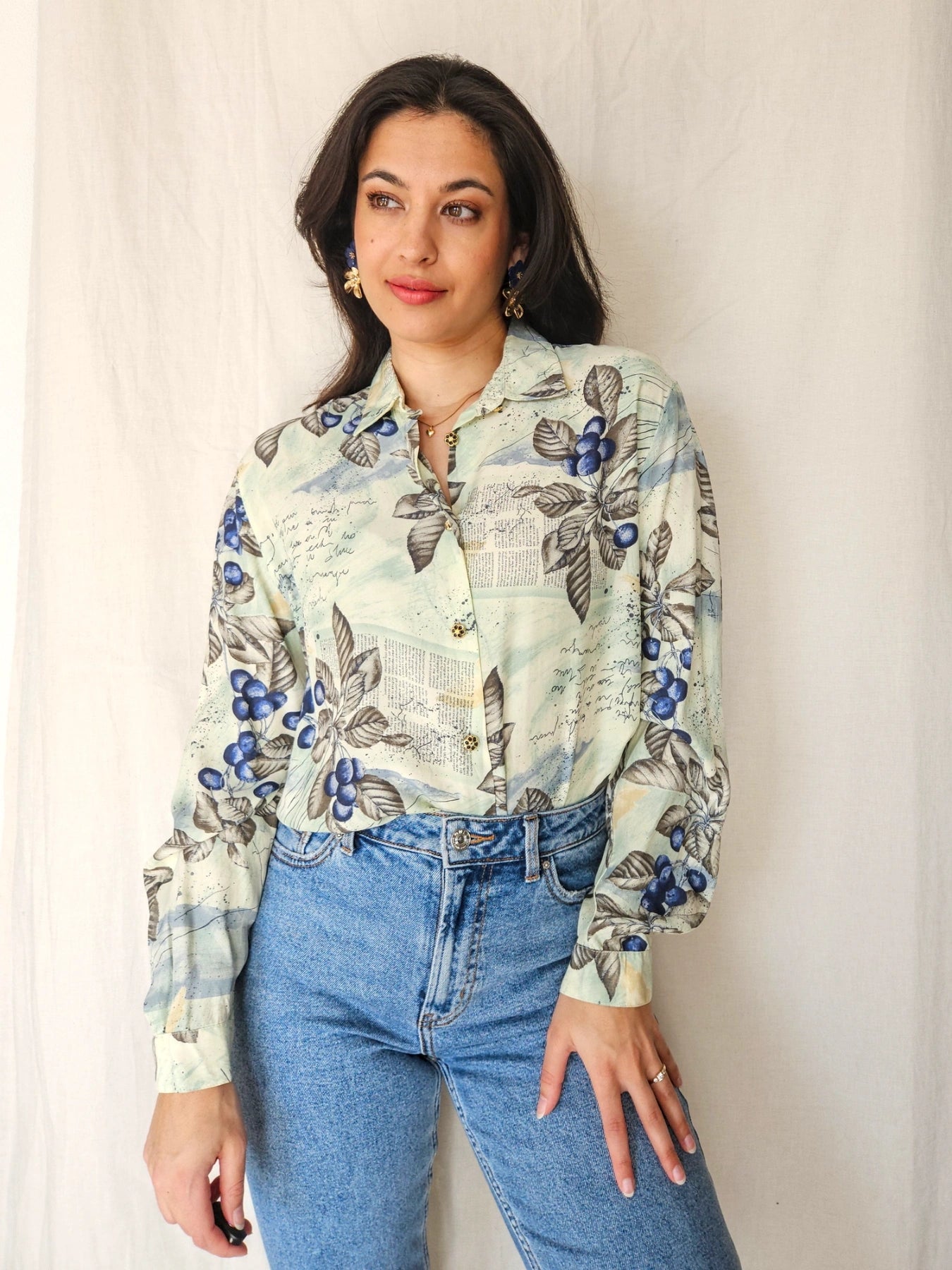 Cyra - light green vintage blouse, viscose | L
