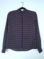 donkerblauwe blouse met print