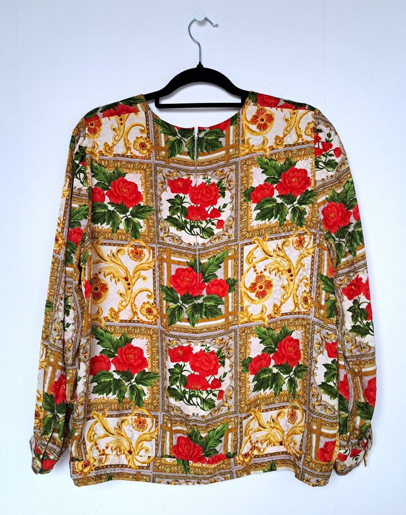 blouse met gouden print