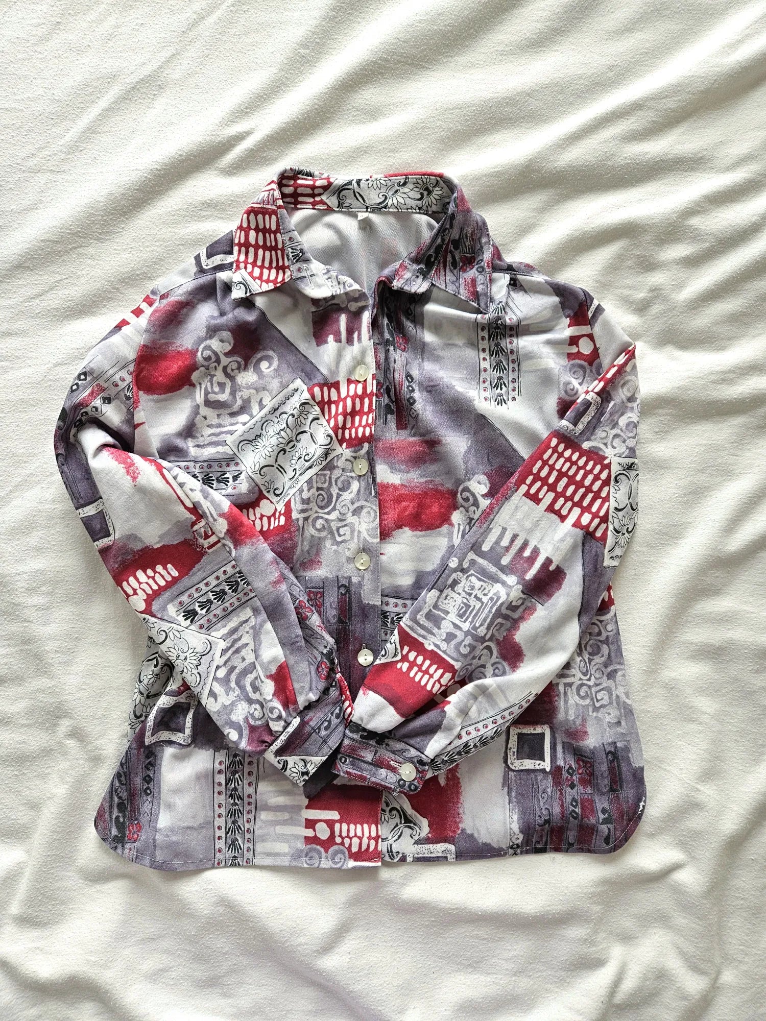 Vintage blouse met grijze en rode print | L