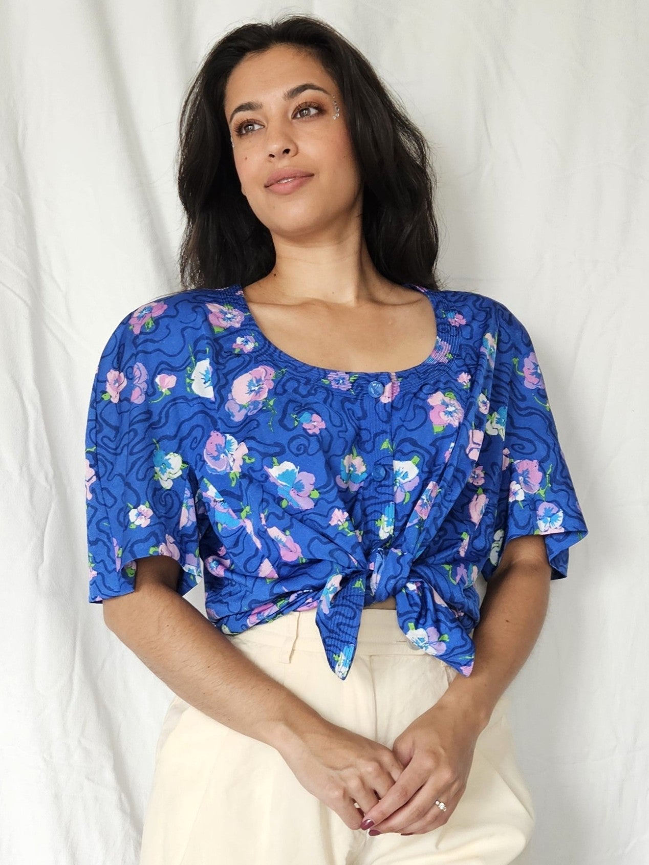 Blauwe vintage blouse met ronde hals | XL