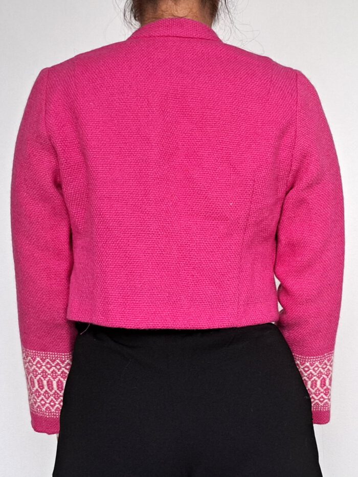 roze jasje van achter