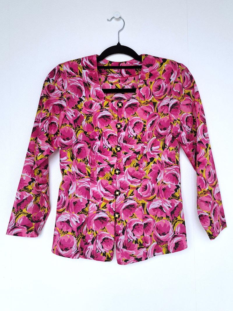 blouse met roze print van rozen