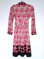 jurk met roze bloemenprint