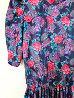 Zwierige 80s vintage jurk met lichte glans | M