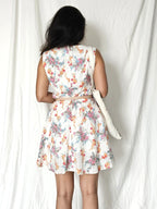 Witte A-lijn vintage jurk met 60s bloemenprint | S
