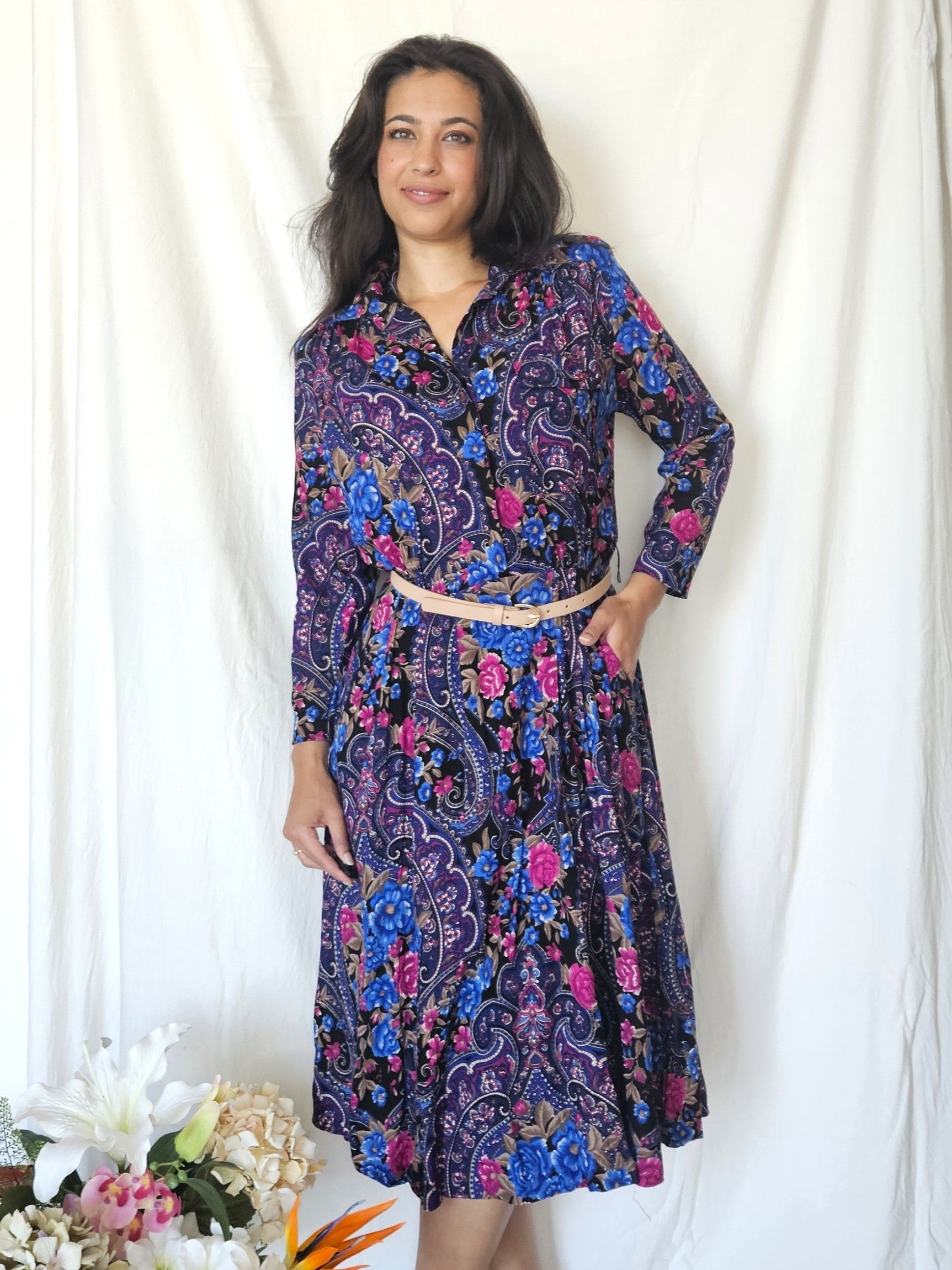 Vintage jurk van viscose met paisley en bloemen | S/M