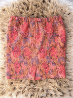 gebreide rok met roze bloemenprint