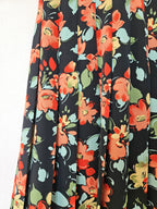 Korte zwarte vintage rok met bloemen | L