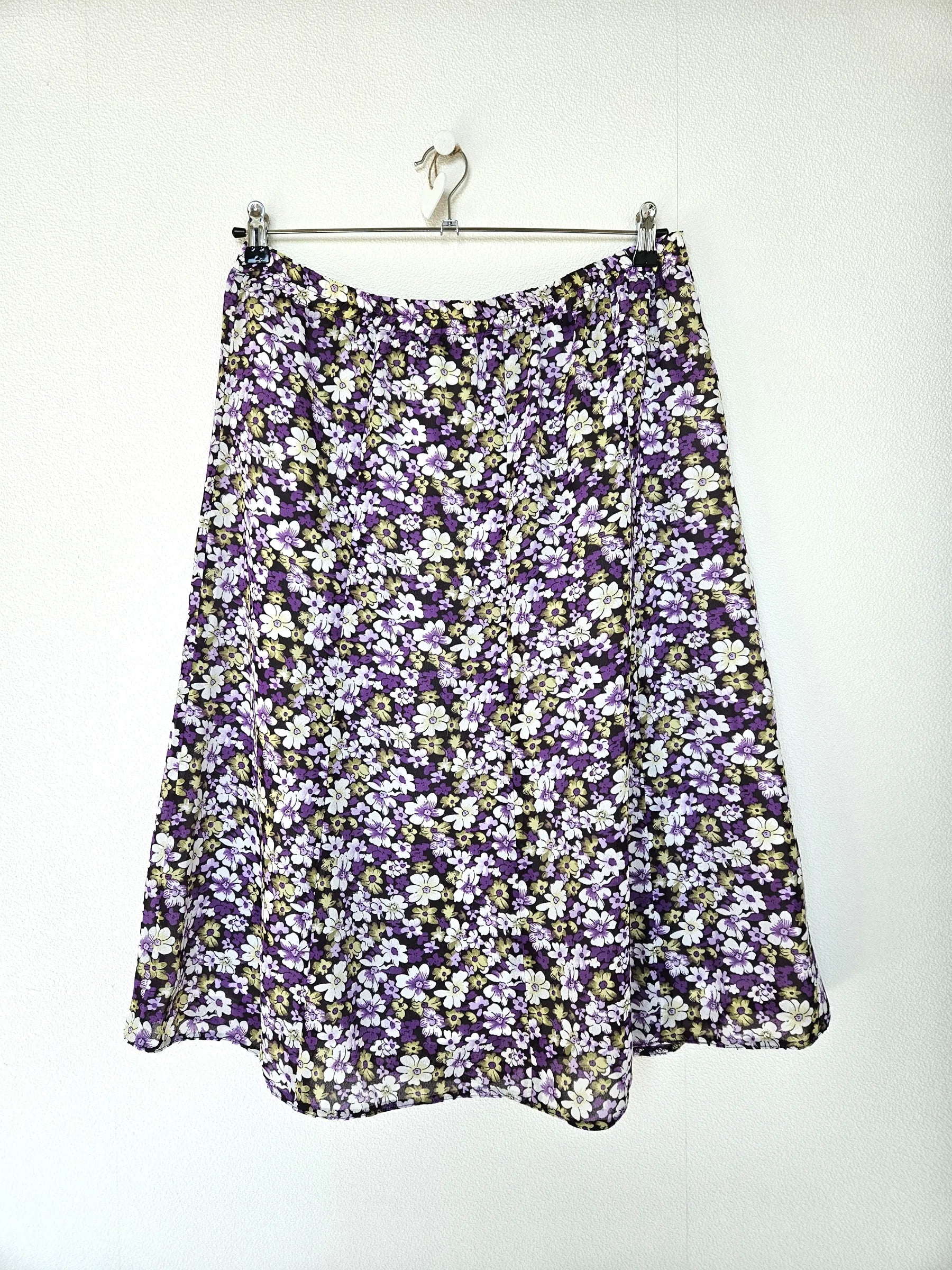 Vintage rok bezaaid met bloemen | XXL