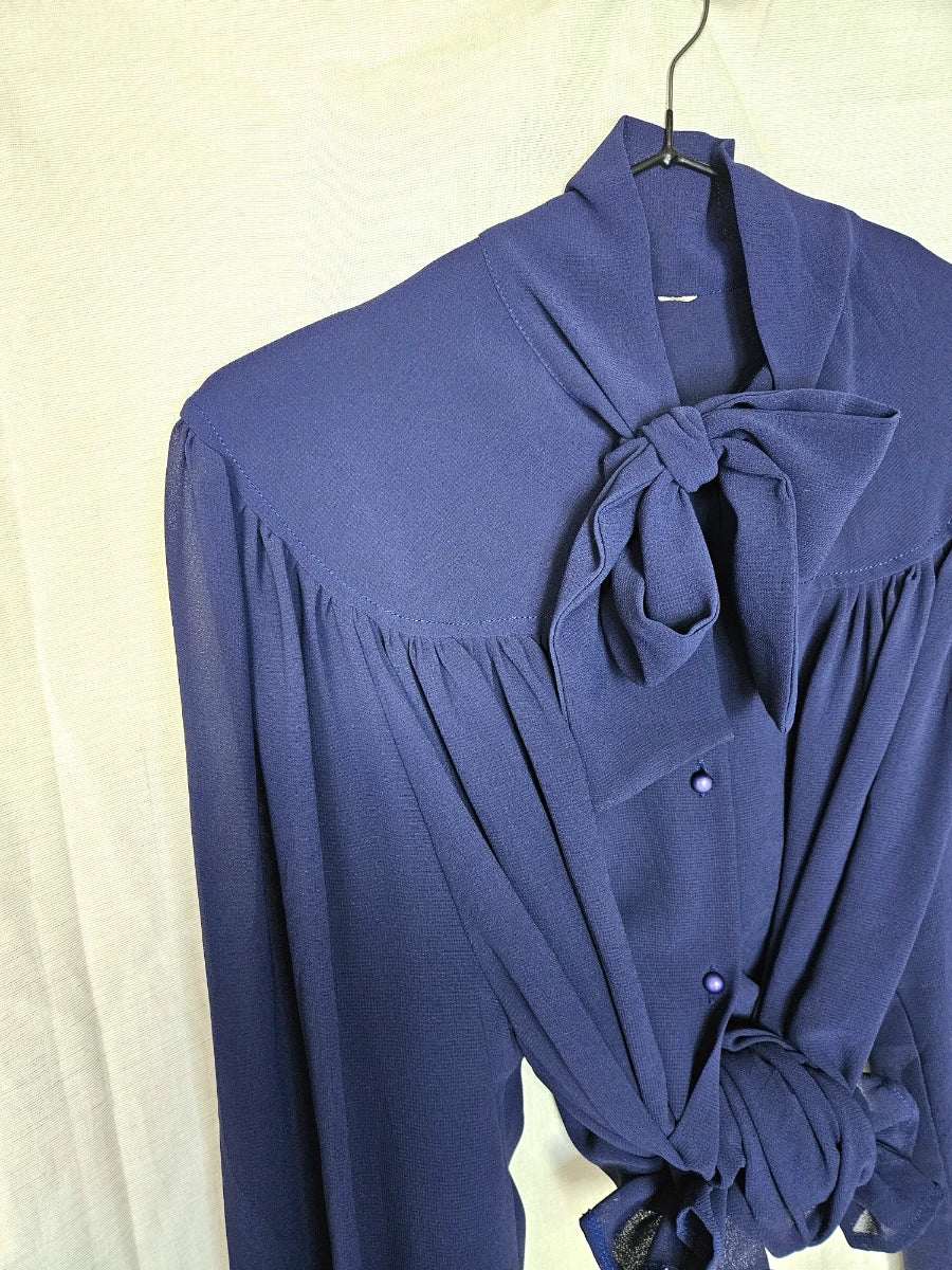 Donkerblauwe vintage blouse met pussy-bow | L