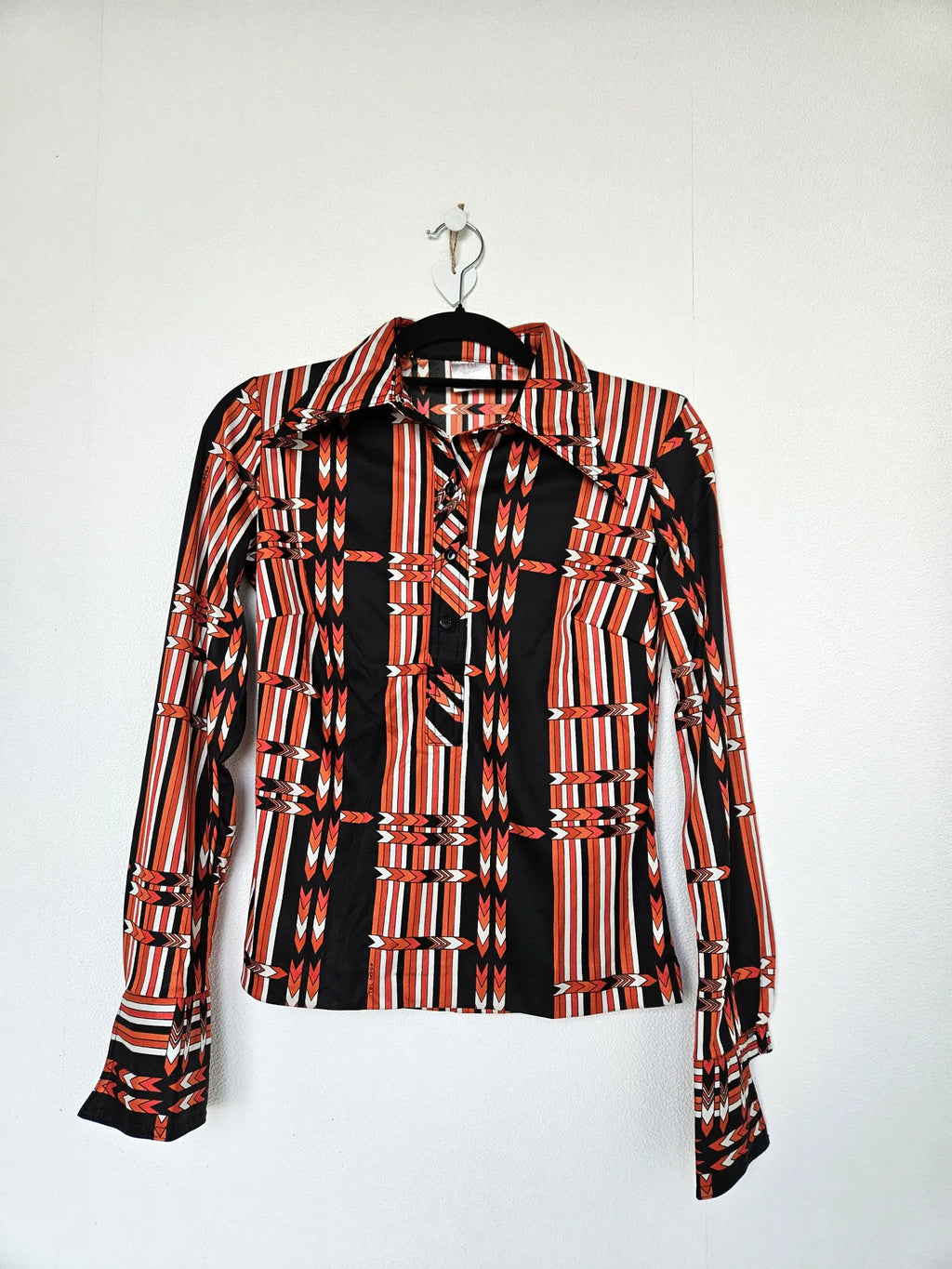 Silky vintage blouse zwart met oranje | S