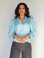 Shiny lichtblauwe vintage blouse | M