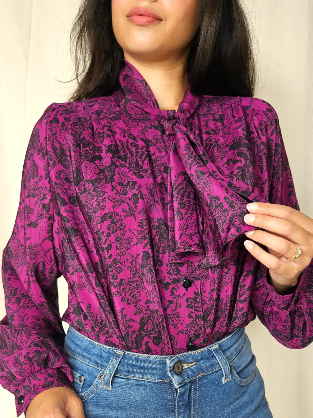 Paarse vintage blouse met pussy bow | M