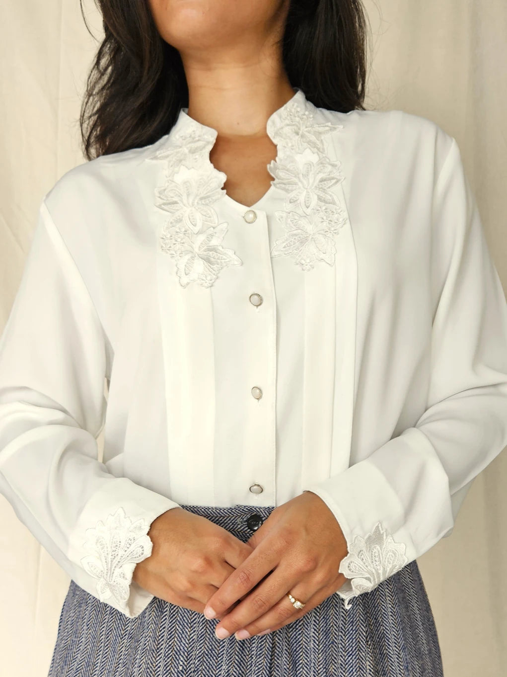 Witte vintage blouse met applicatie bloemen | L