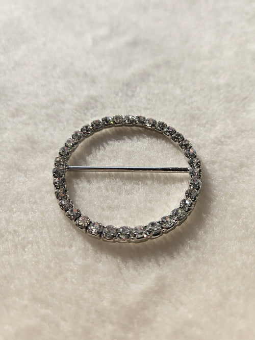 Blouse buckle - diamond