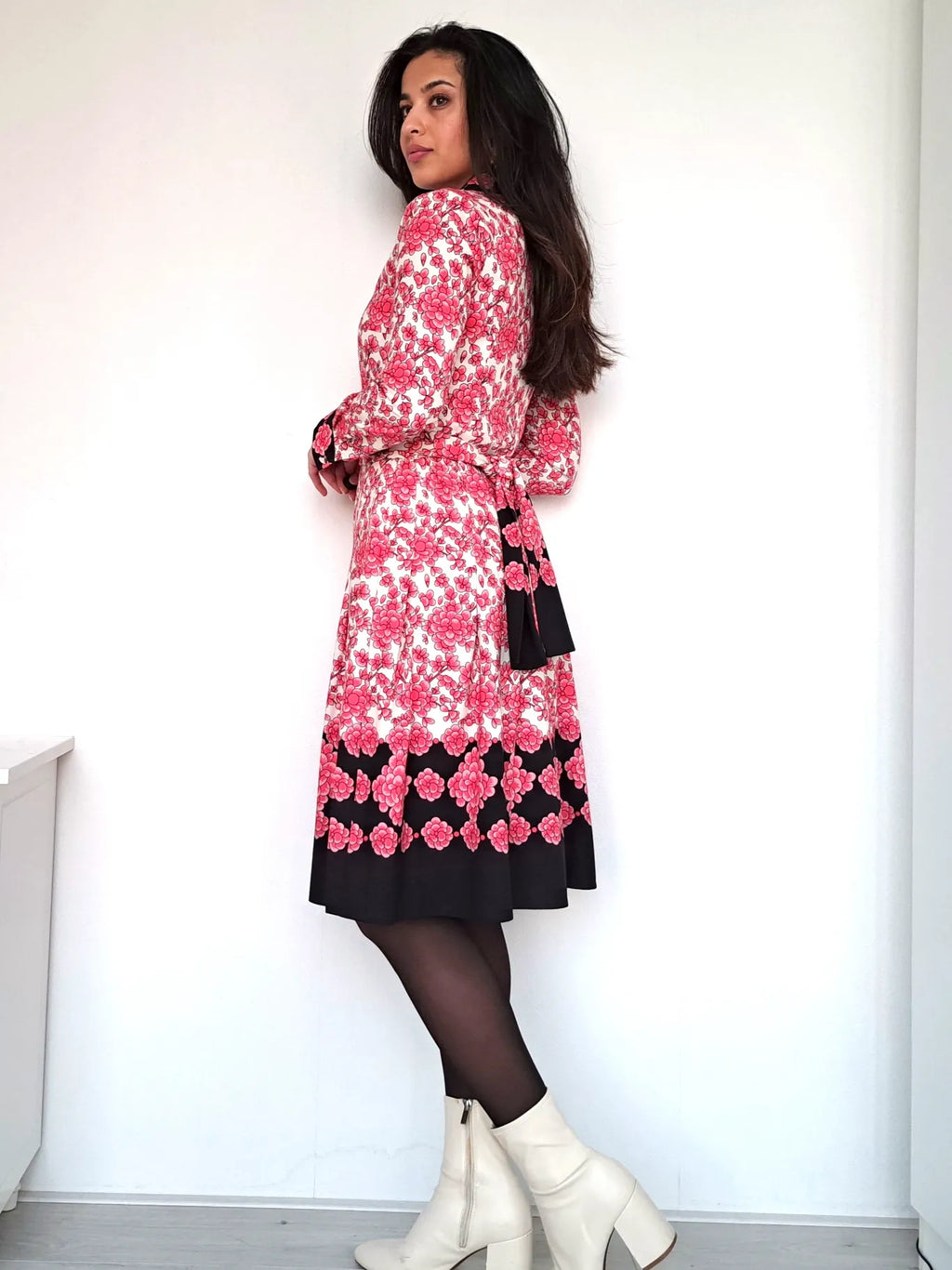 vintage jurk met roze bloemenprint