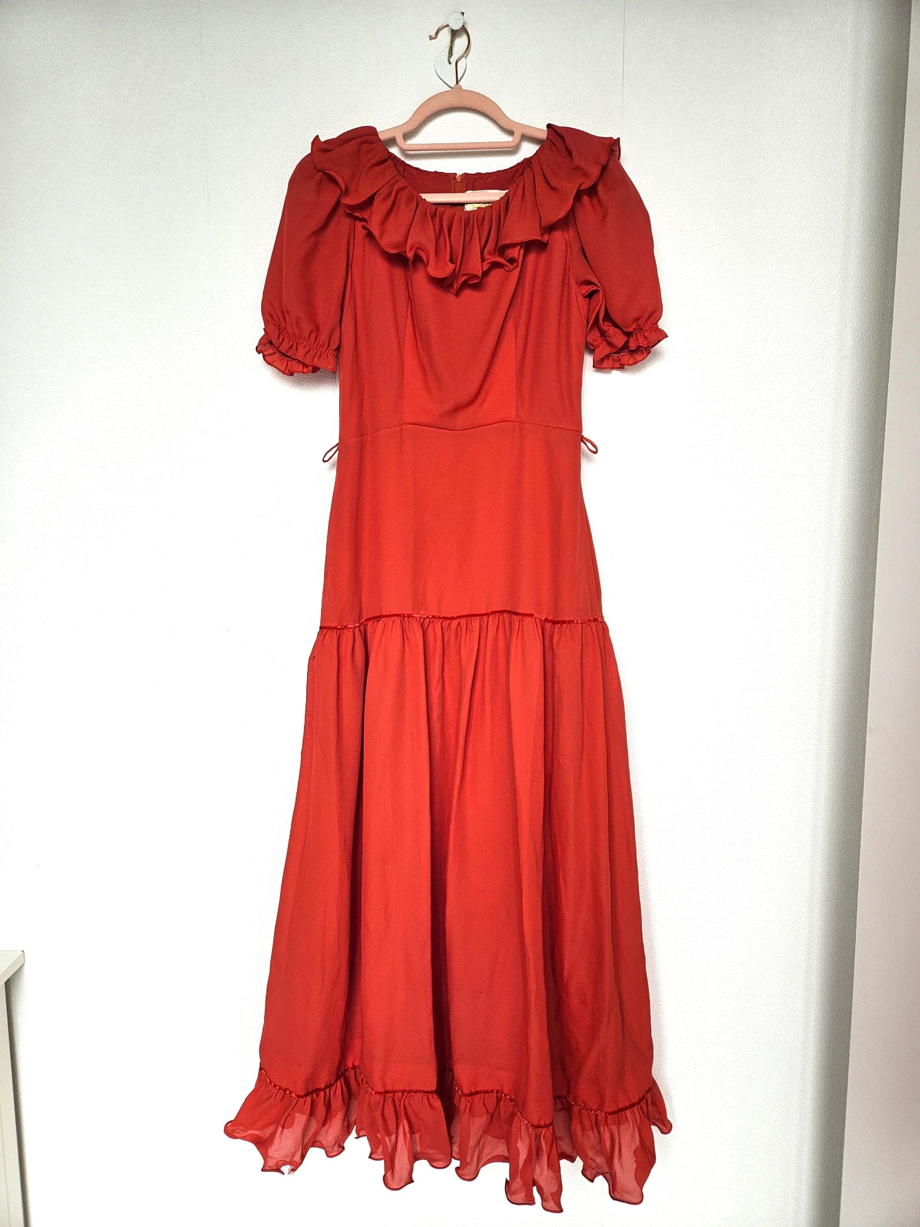 Lange rode vintage jurk met ruffles | XS/S