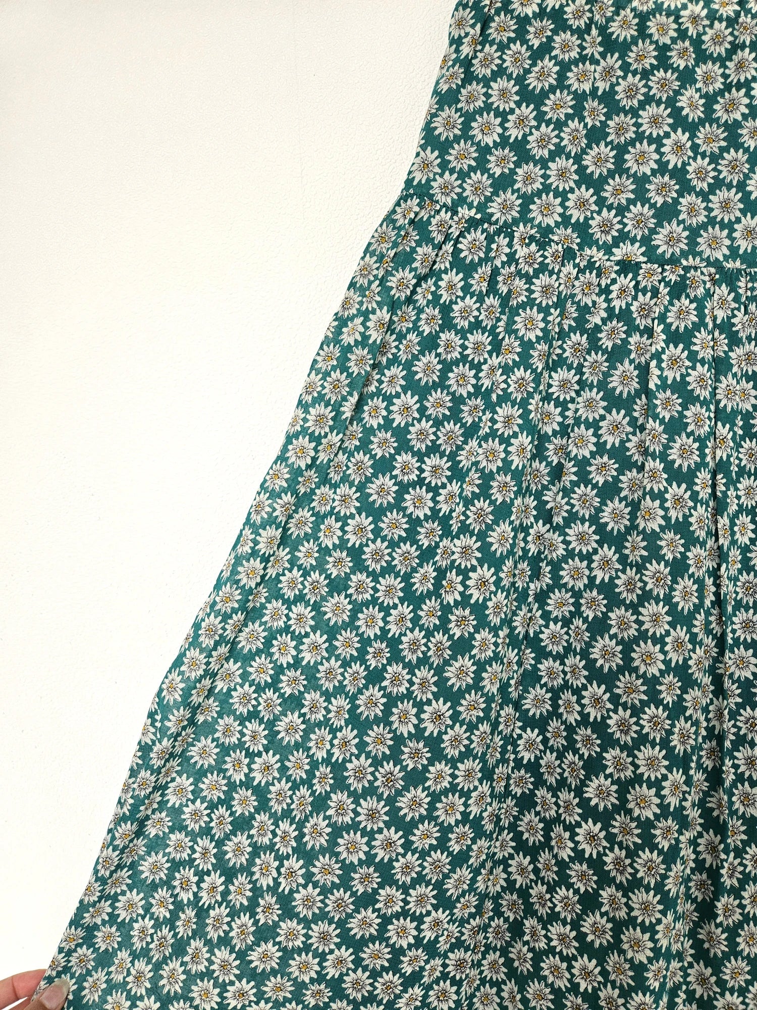Katoenen vintage rok met witte bloemetjes | XL/XXL