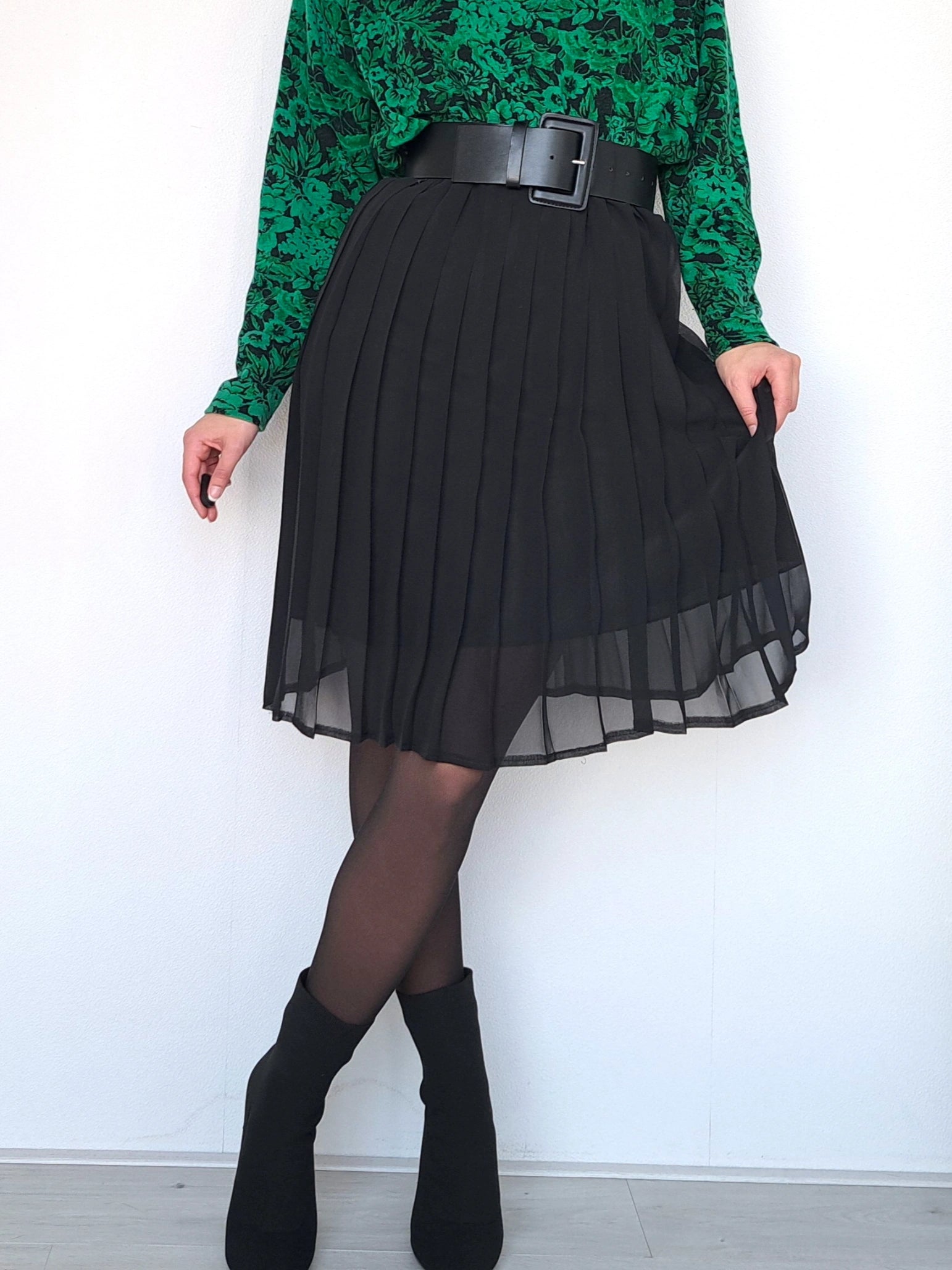 Zwarte vintage plooirok | M