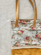 Vintage schoudertas met bloemen