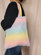 Gebreide vintage tote bag regenboog