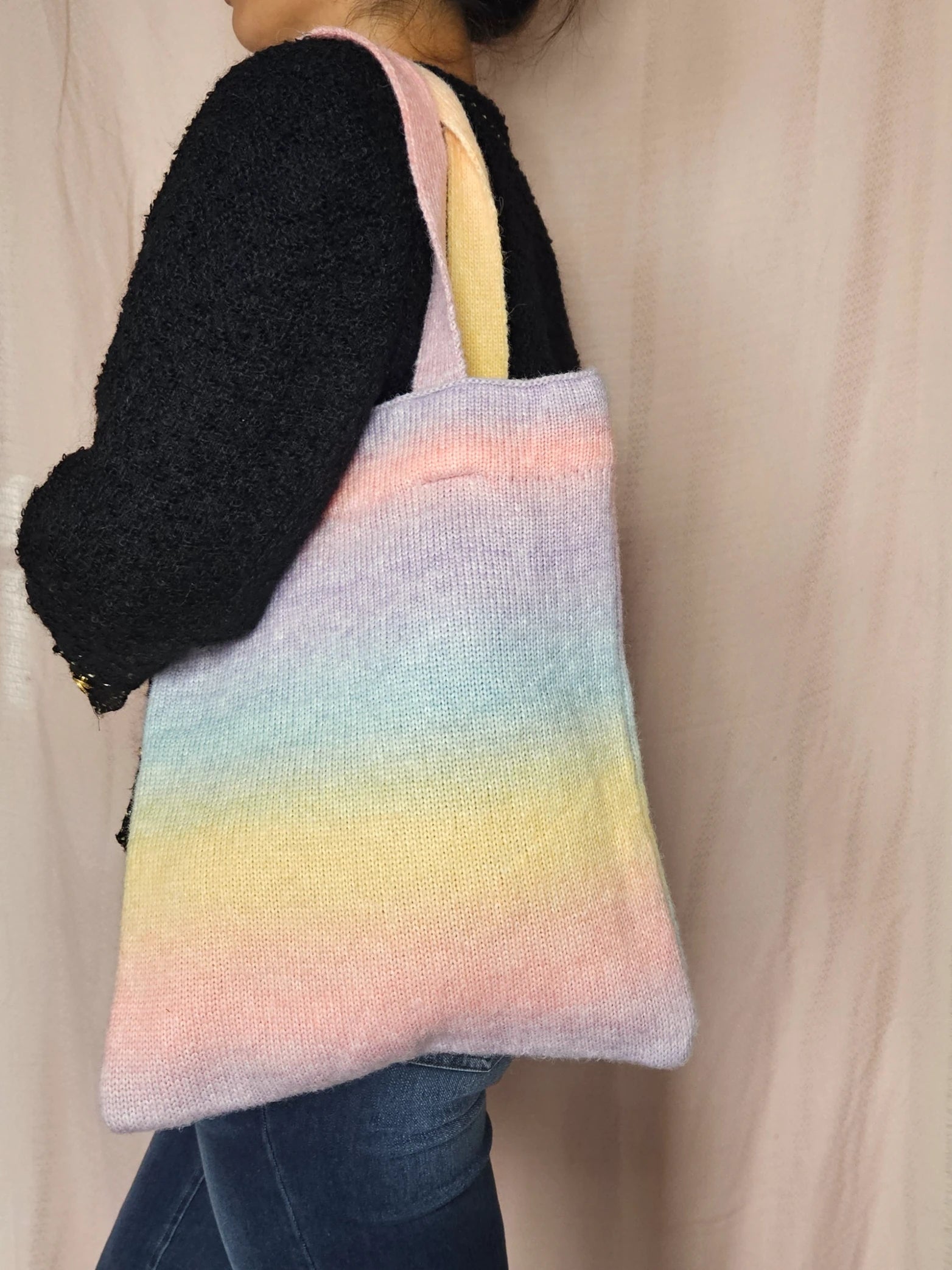 Gebreide vintage tote bag regenboog