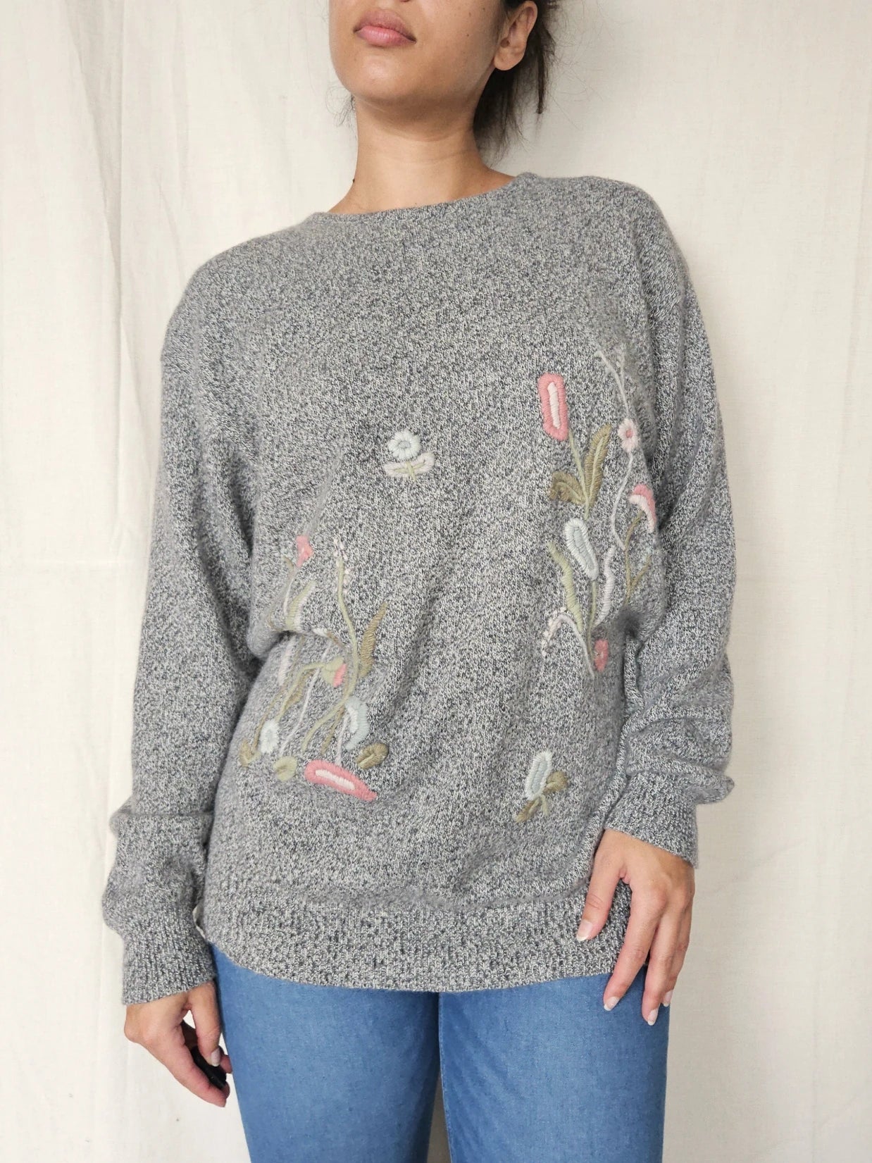Vintage trui van angora met geborduurde bloemen | L/XL