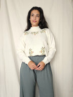 Cream white vintage sweater with embroidery | XL