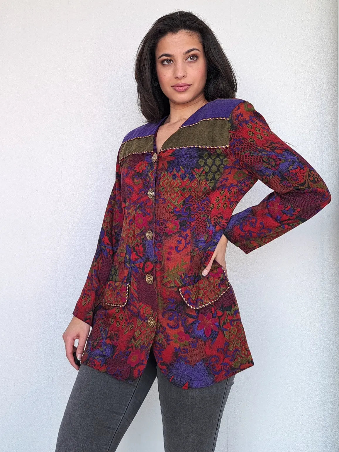 vintage vest met gekleurde bloemenprint