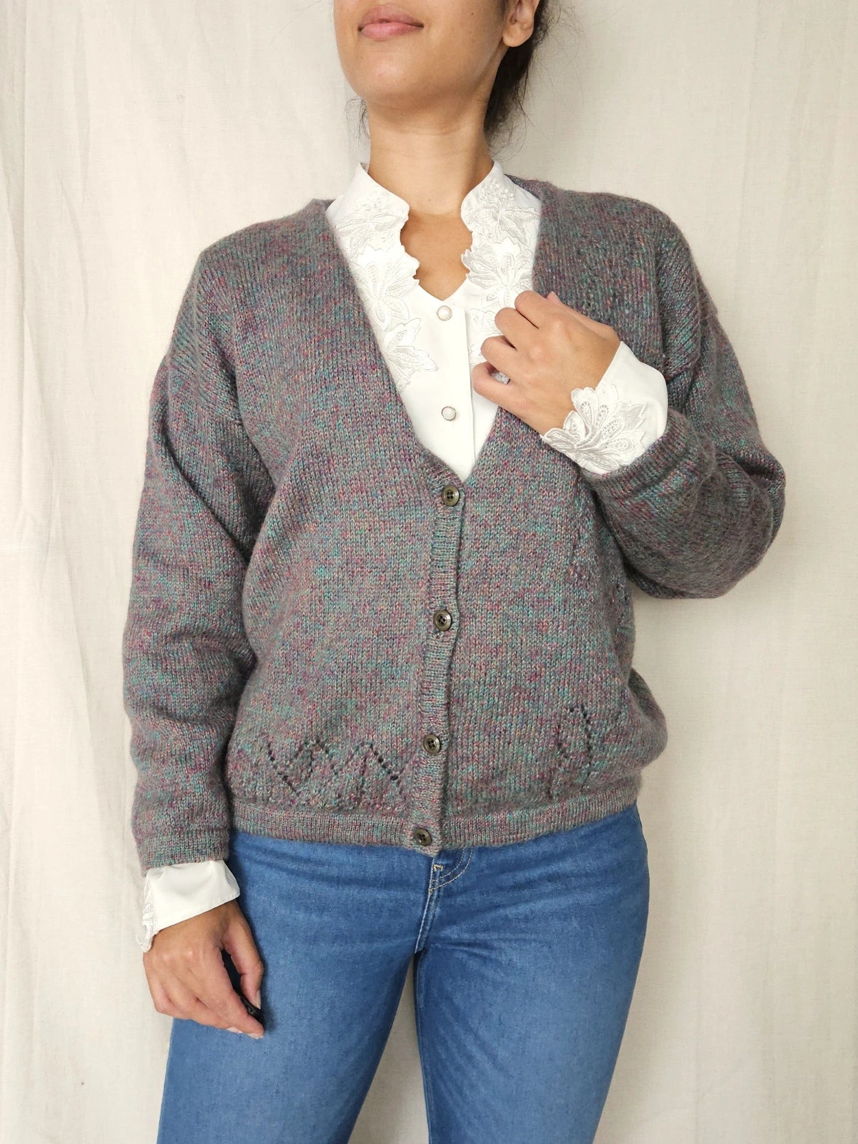 Grijs handgebreid vintage vest met subtiele kleuren | XXL