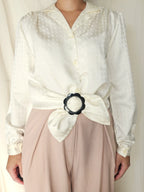 Blouse gesp - zwarte bloem