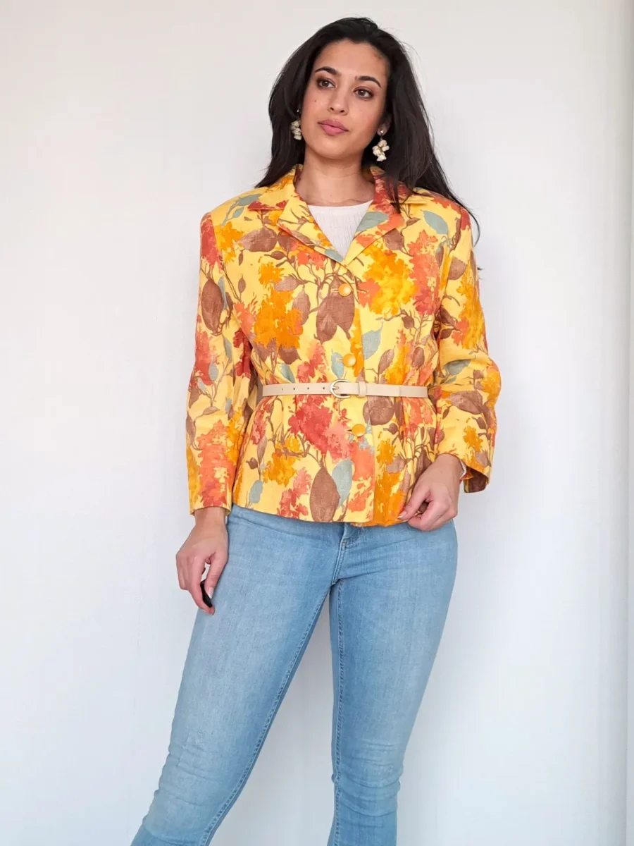 gele vintage blazer met bloemenprint