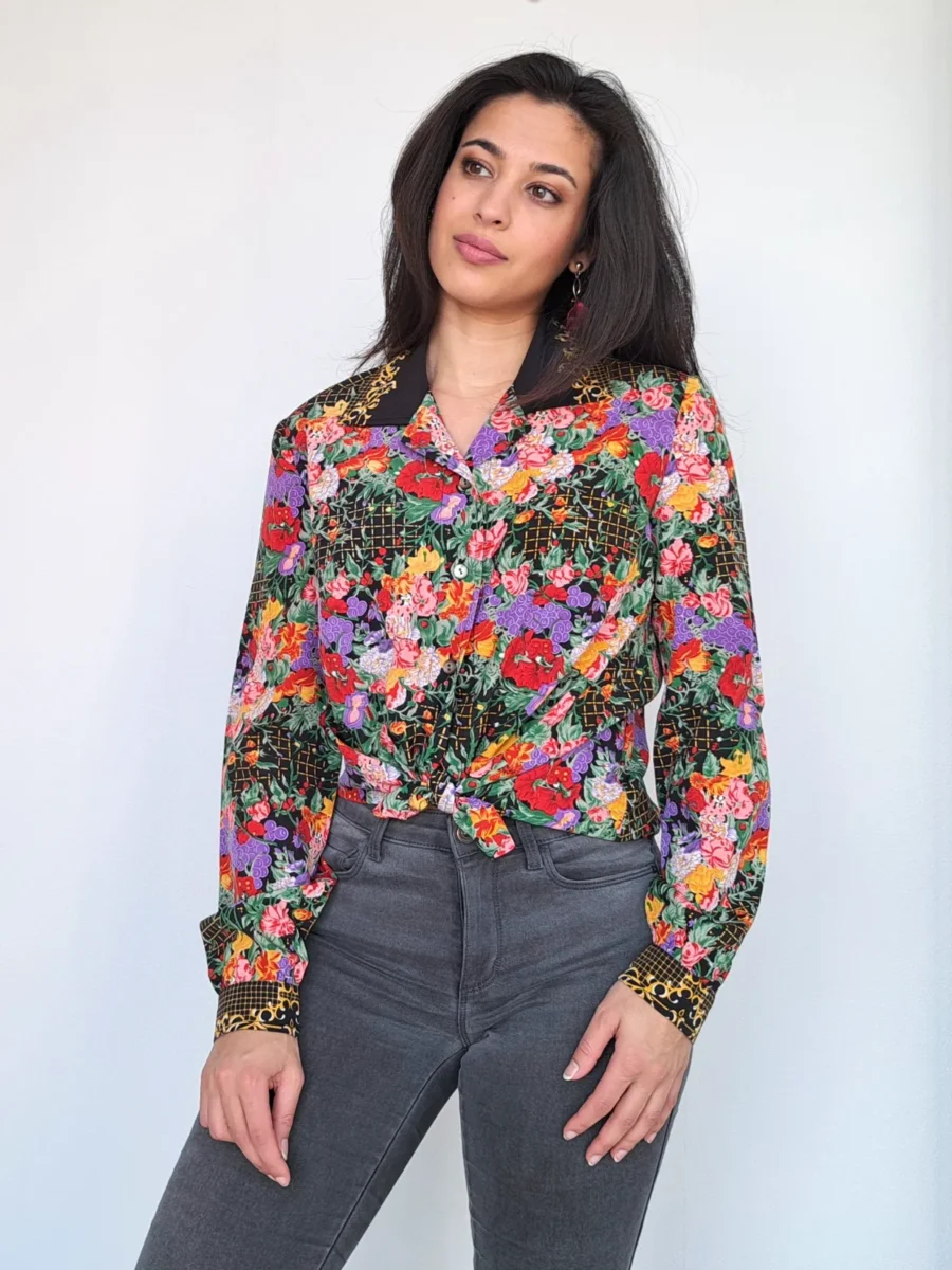 vintage blouse met gekleurde bloemenprint