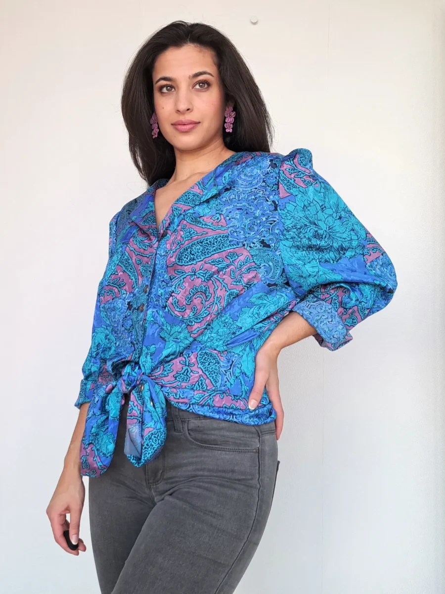 lichtblauwe vintage blouse