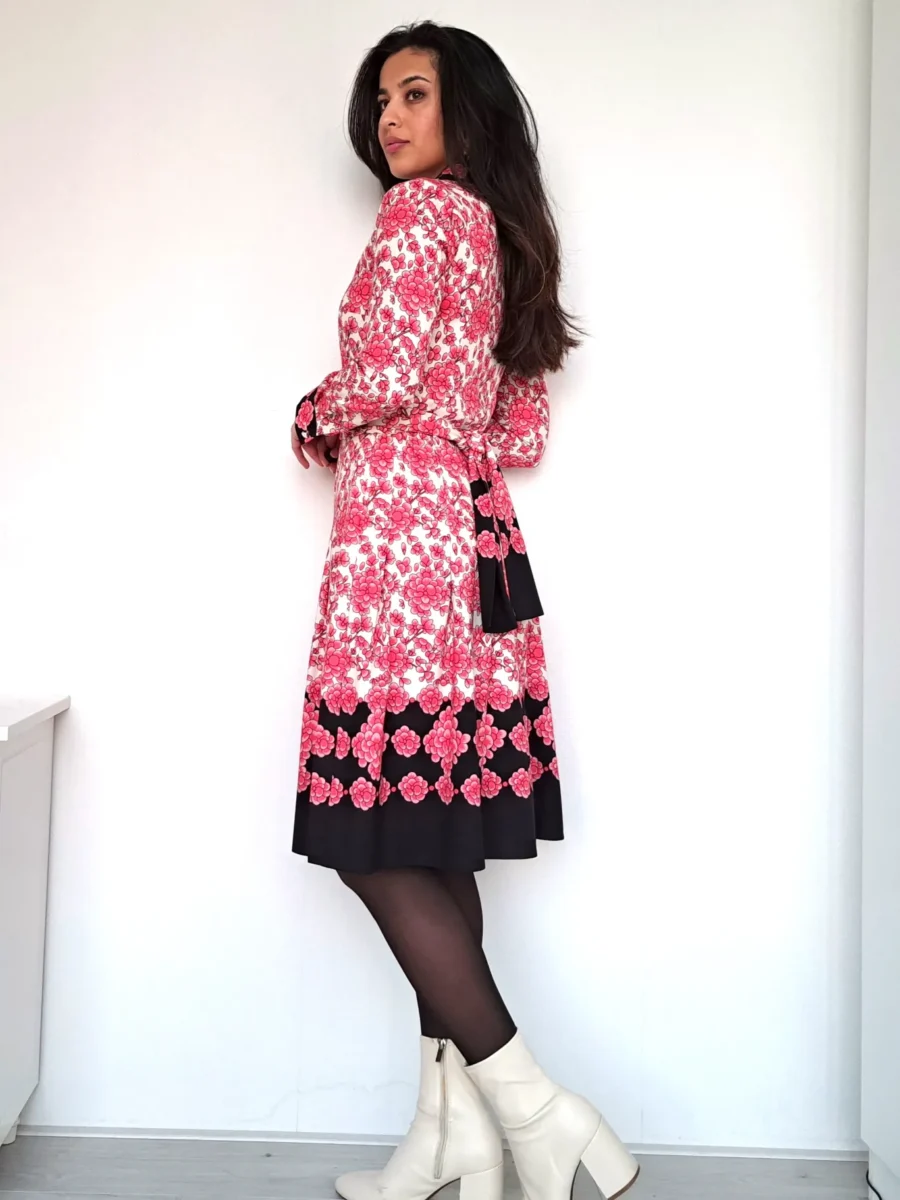 vintage jurk met roze bloemenprint