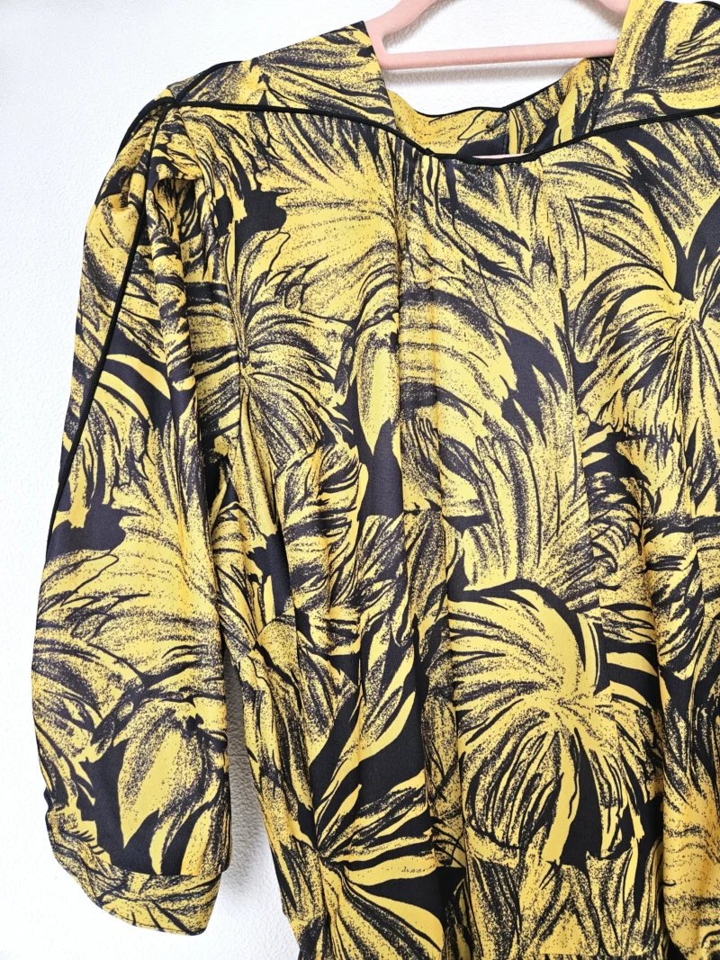 Zwierige gele vintage jurk met zwart patroon | L - Afbeelding 6